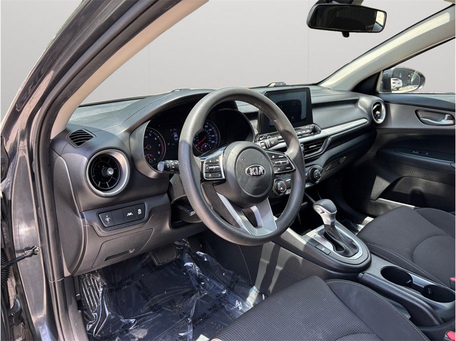 Used 2021 Kia Forte LXS FWD image 6