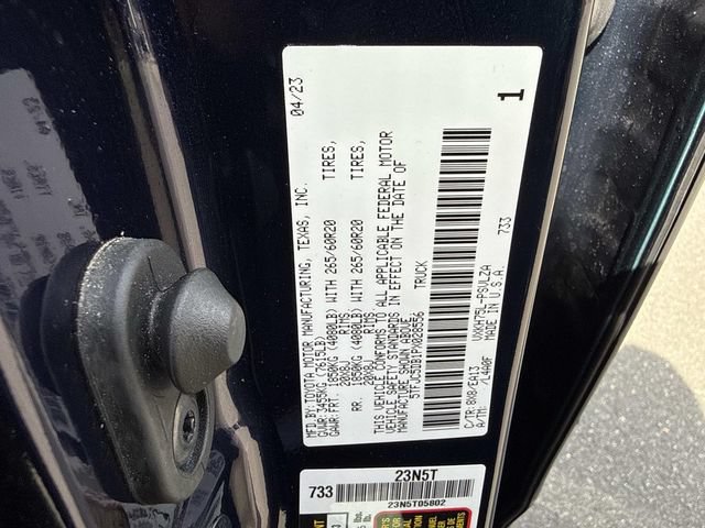 Used 2023 Toyota Tundra Limited AWD/4WD image 30