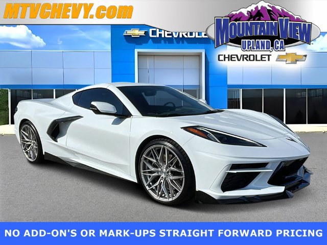 Used 2021 Chevrolet Corvette Stingray Preferred Cpe w/ Z51 Performance Package RWD image 1