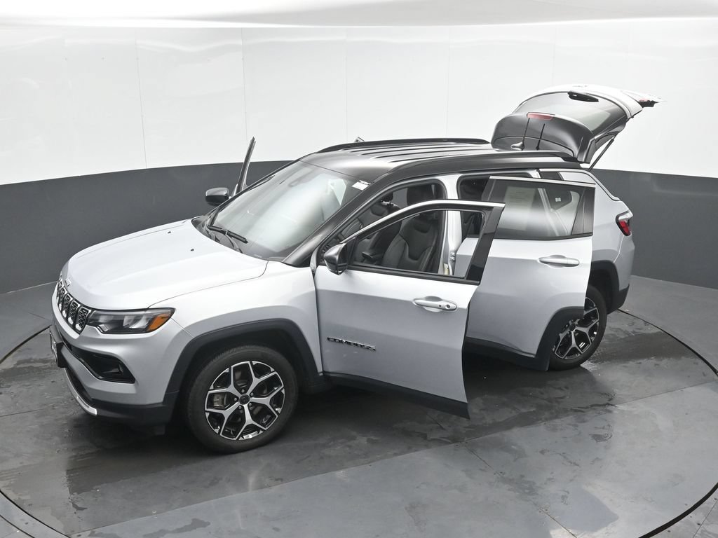 Used 2025 Jeep Compass Limited AWD/4WD image 52