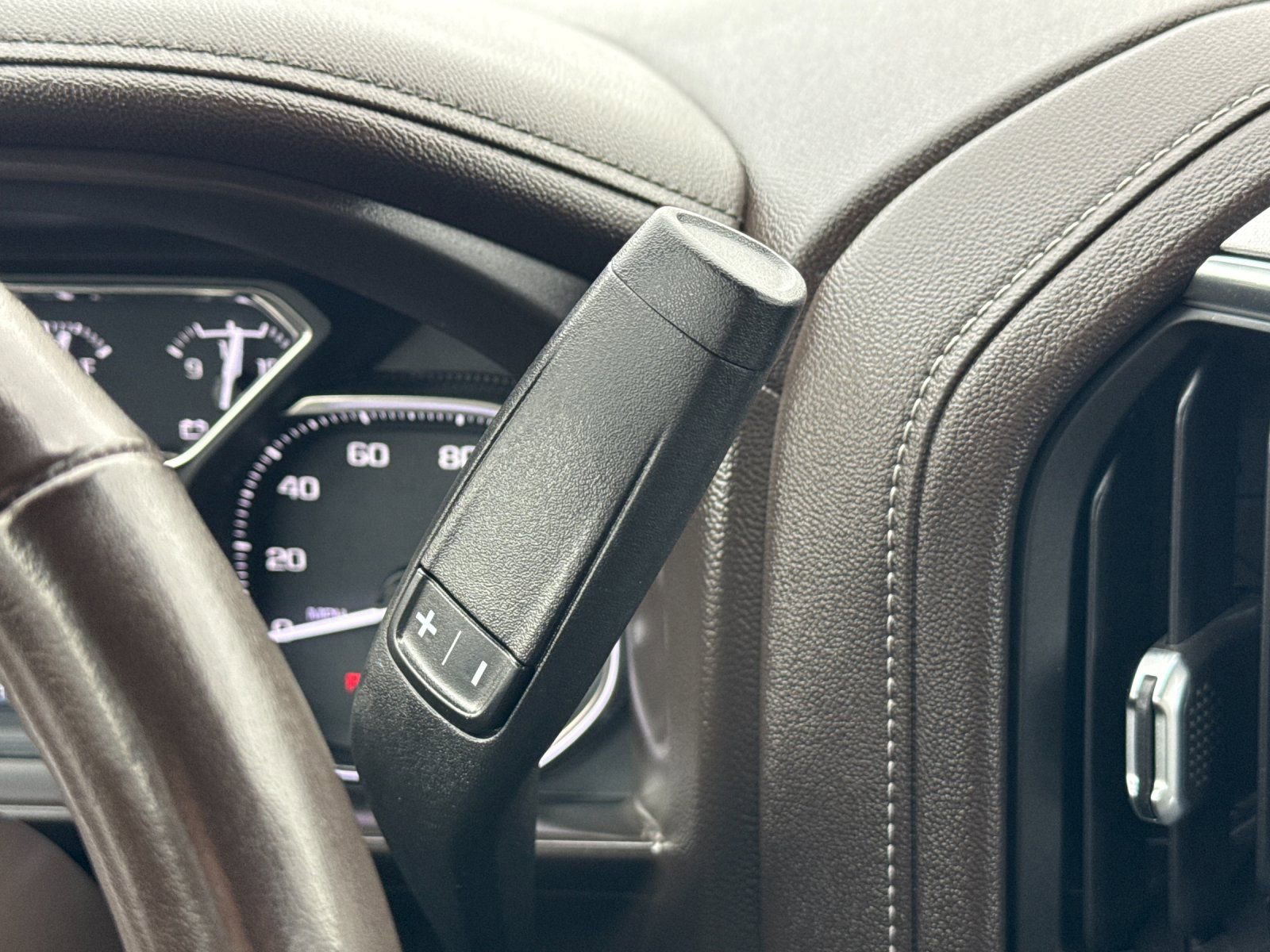 Used 2021 GMC Sierra 3500 SLT w/ Driver Alert Package I image 23