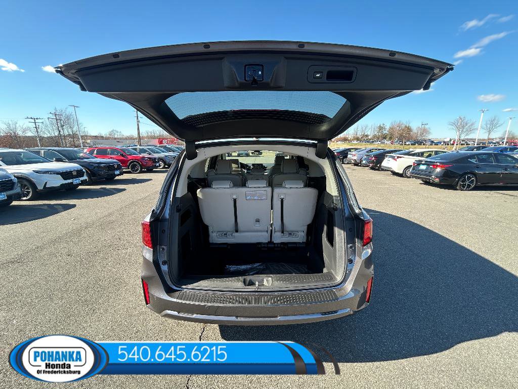 New 2026 Honda Odyssey Touring image 11