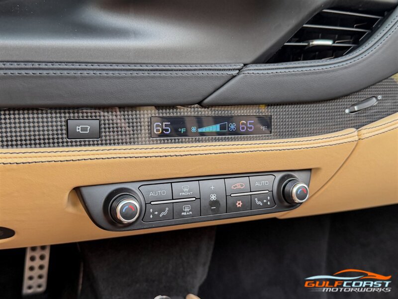 Used 2022 Ferrari F8 Tributo RWD image 17