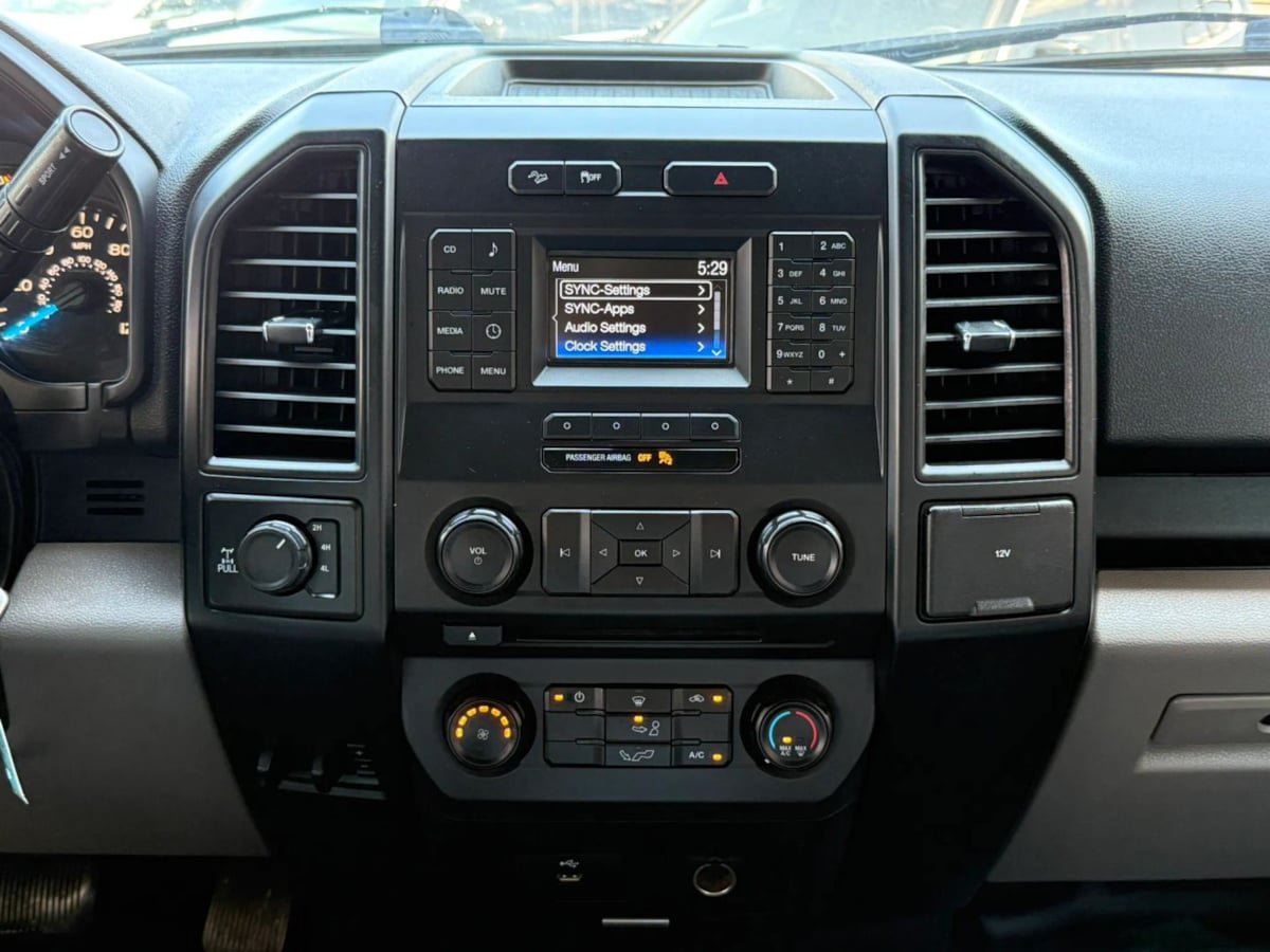 Used 2017 Ford F150 XL w/ Equipment Group 101A Mid AWD/4WD image 48
