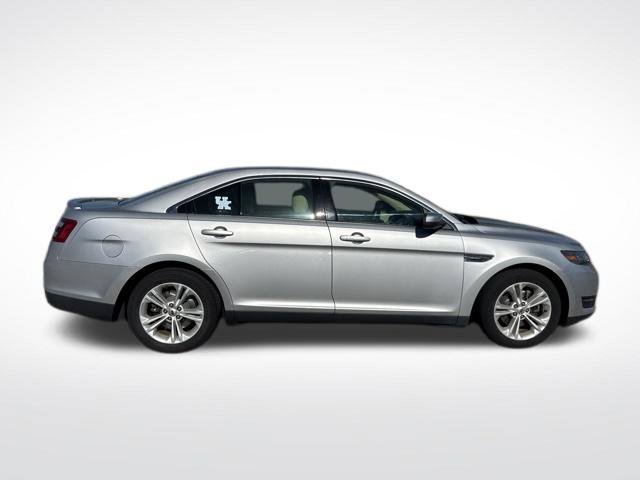 Used 2015 Ford Taurus SEL w/ Equipment Group 201A FWD image 3