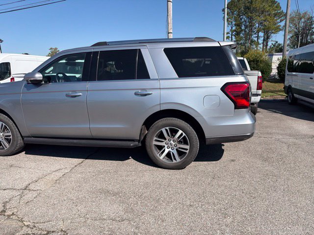 Used 2024 Ford Expedition Limited RWD image 17