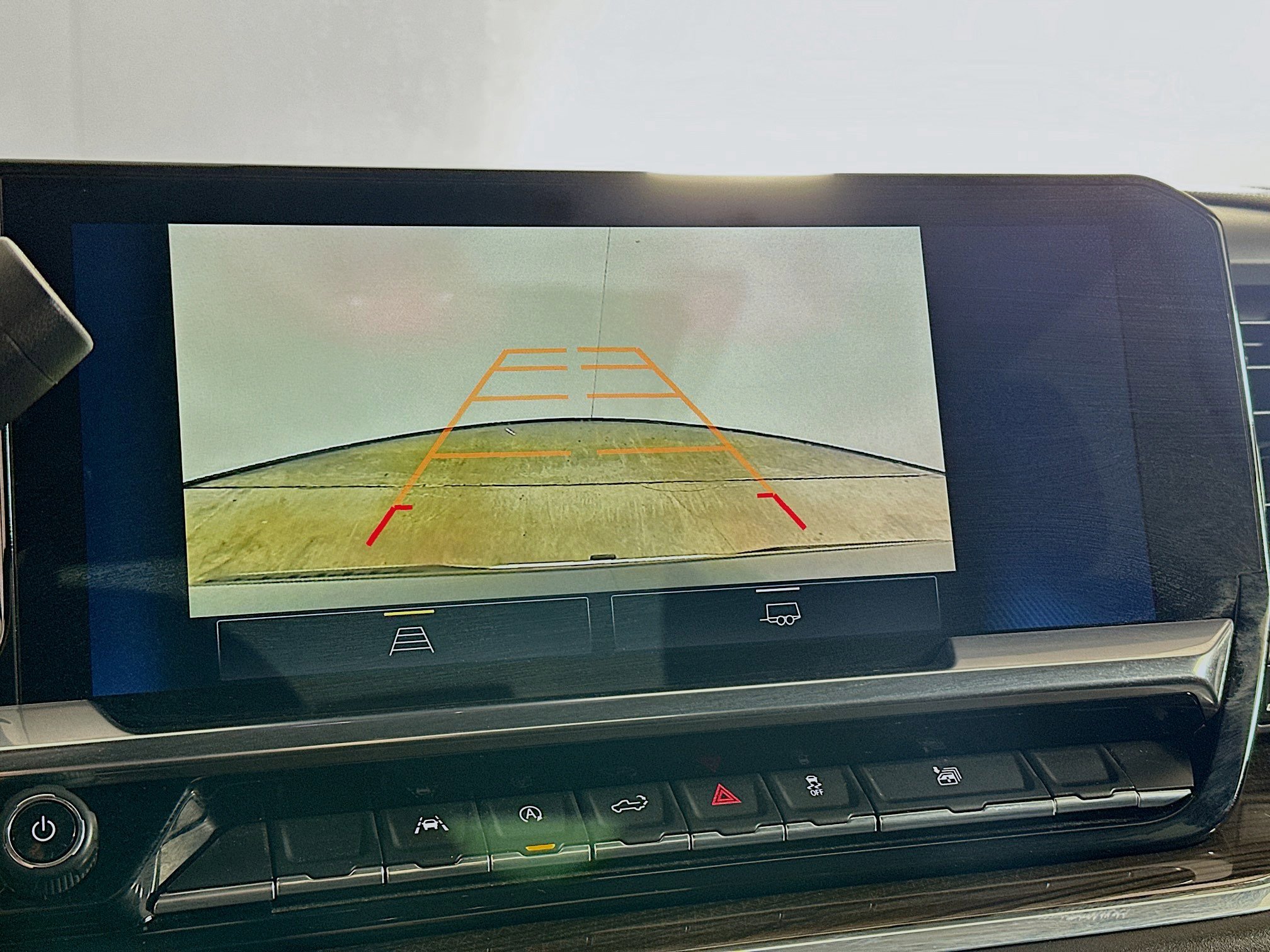 Used 2023 Chevrolet Silverado 1500 LT AWD/4WD image 23