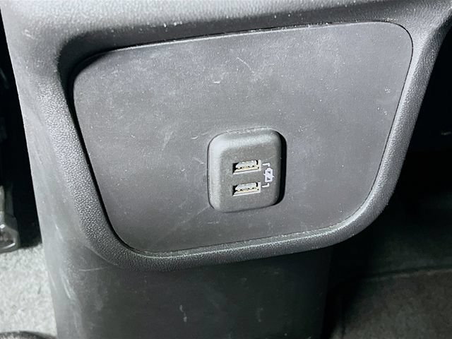 Used 2024 GMC Terrain SLE AWD/4WD image 31