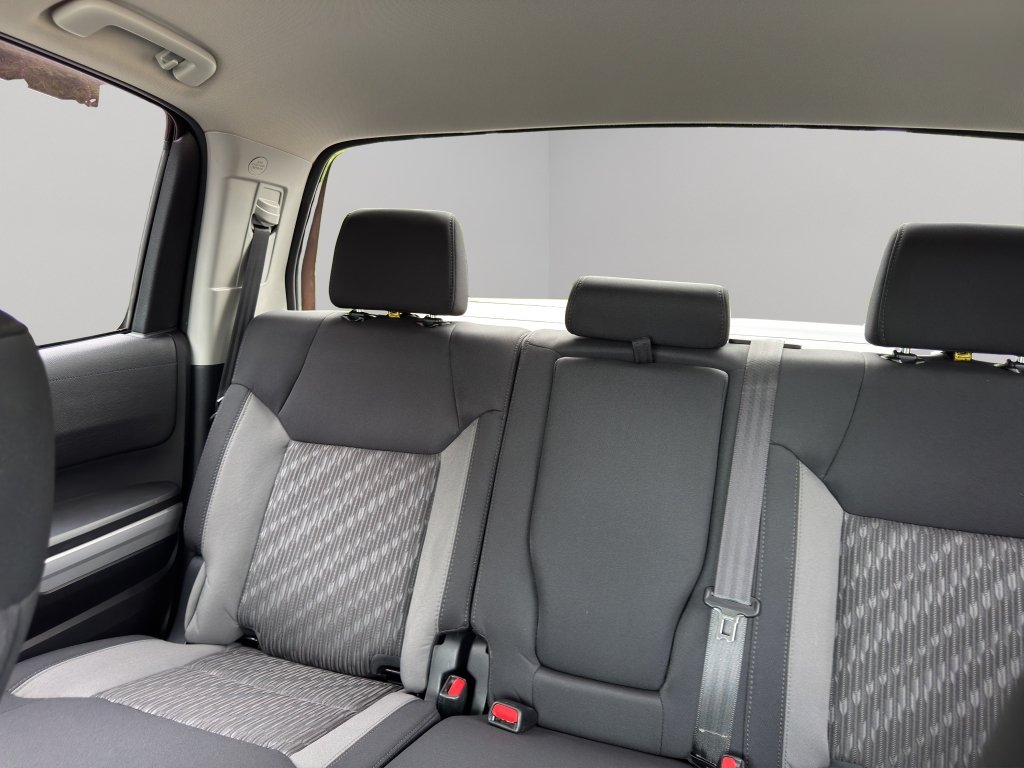 Used 2019 Toyota Tundra SR5 w/ SR5 Upgrade Package AWD/4WD image 38