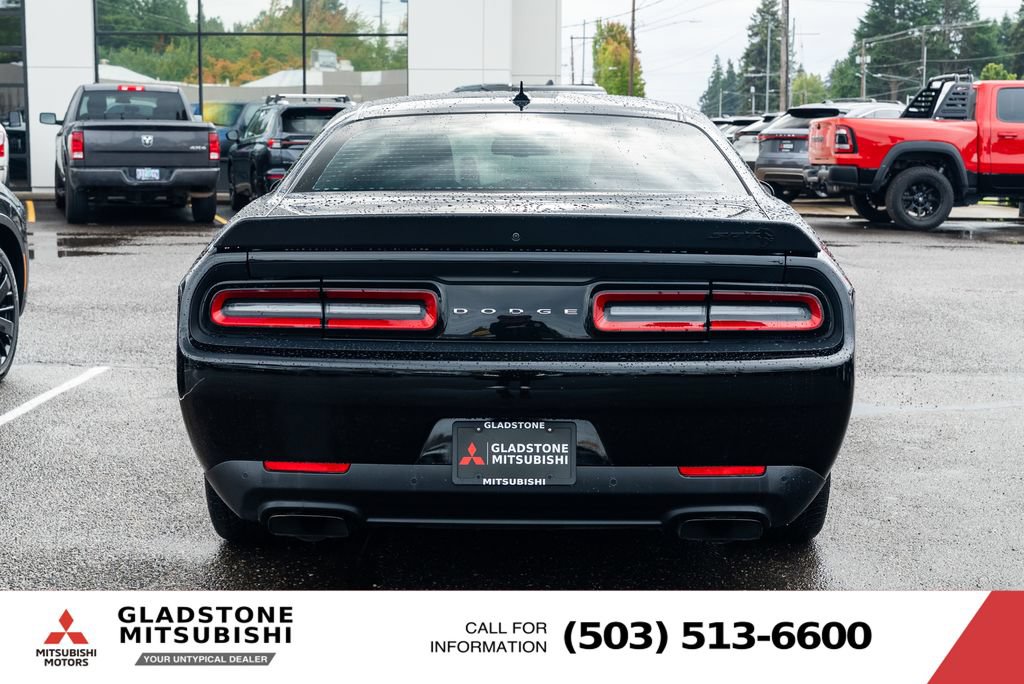 Used 2023 Dodge Challenger SRT Hellcat w/ Driver Convenience Group RWD image 6
