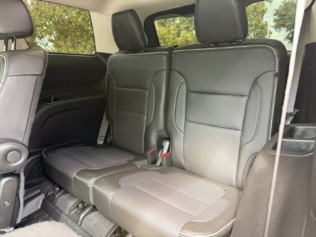 Used 2020 GMC Acadia Denali w/ Denali Ultimate Package AWD/4WD image 28
