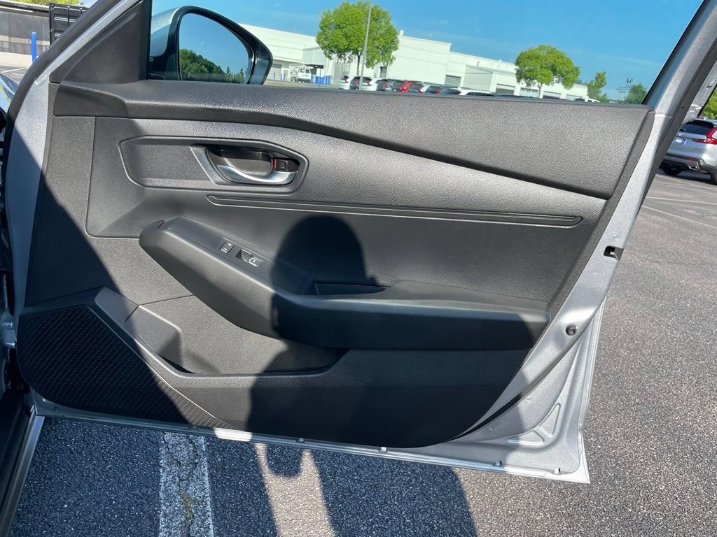 Certified 2025 Honda Accord LX image 29