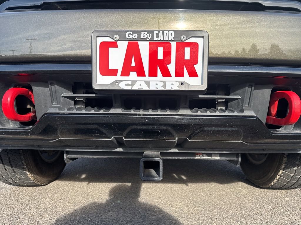 Used 2022 GMC Sierra 2500 AT4 image 4