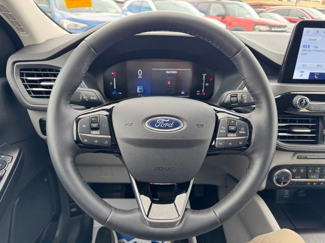 Used 2023 Ford Escape Active w/ Cold Weather Package image 22
