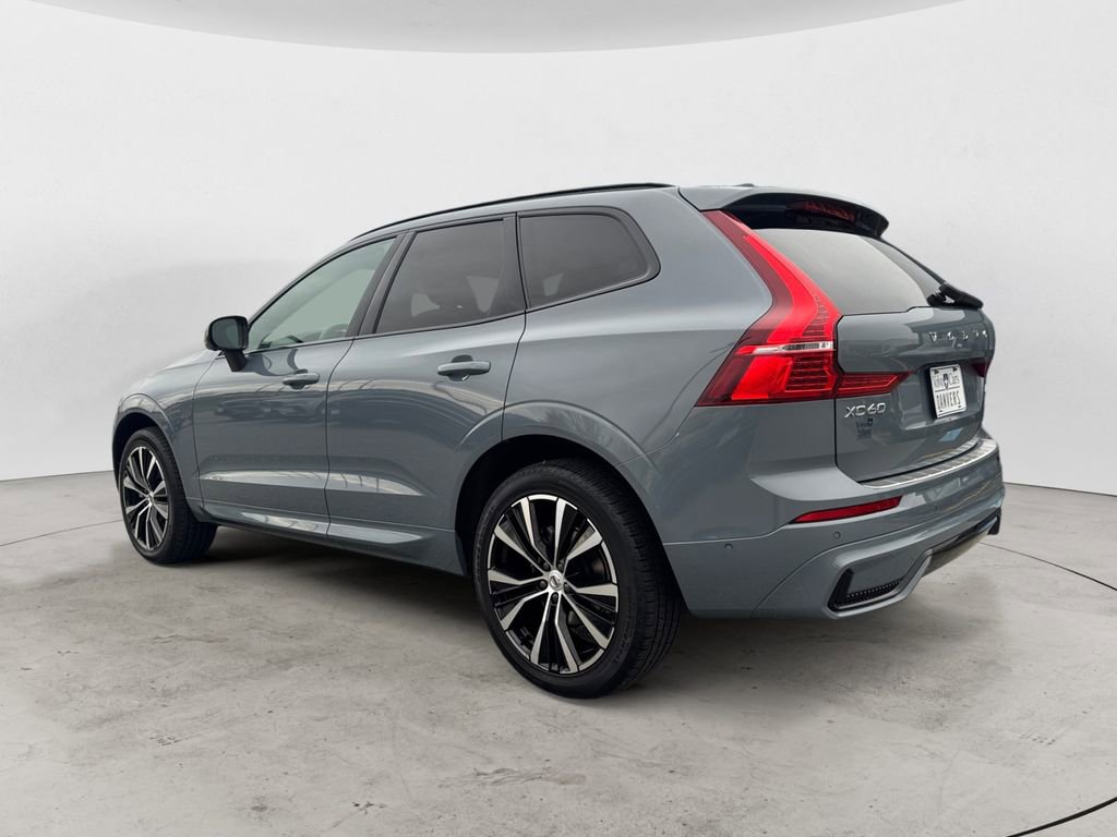 Certified 2023 Volvo XC60 B5 Plus w/ Climate Package image 4