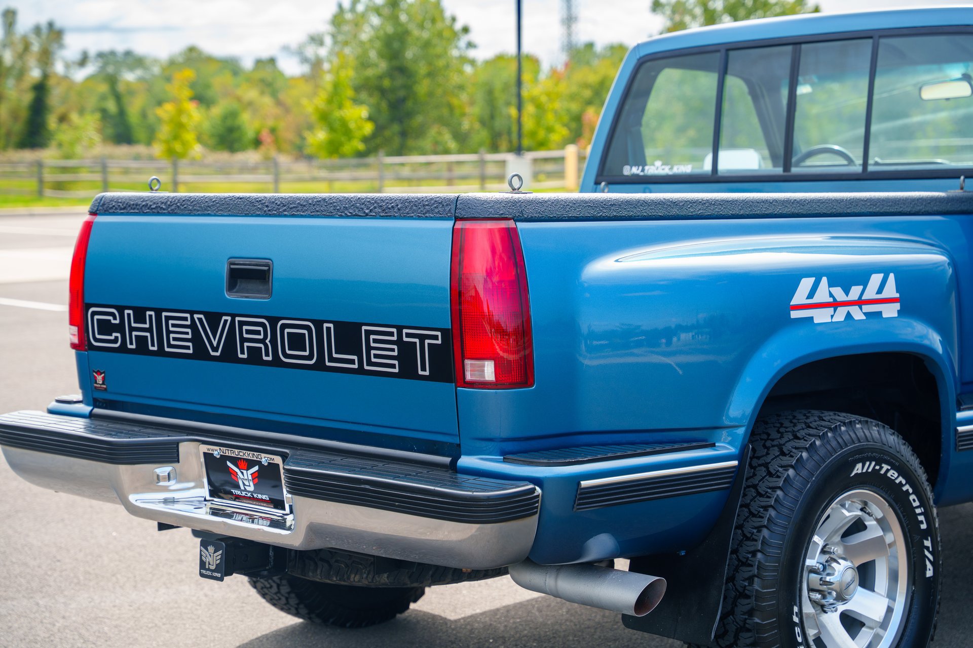Used 1990 Chevrolet Silverado 1500 4x4 Regular Cab image 28