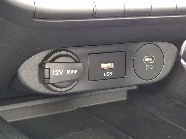 Certified 2025 Hyundai Elantra Sport FWD image 24