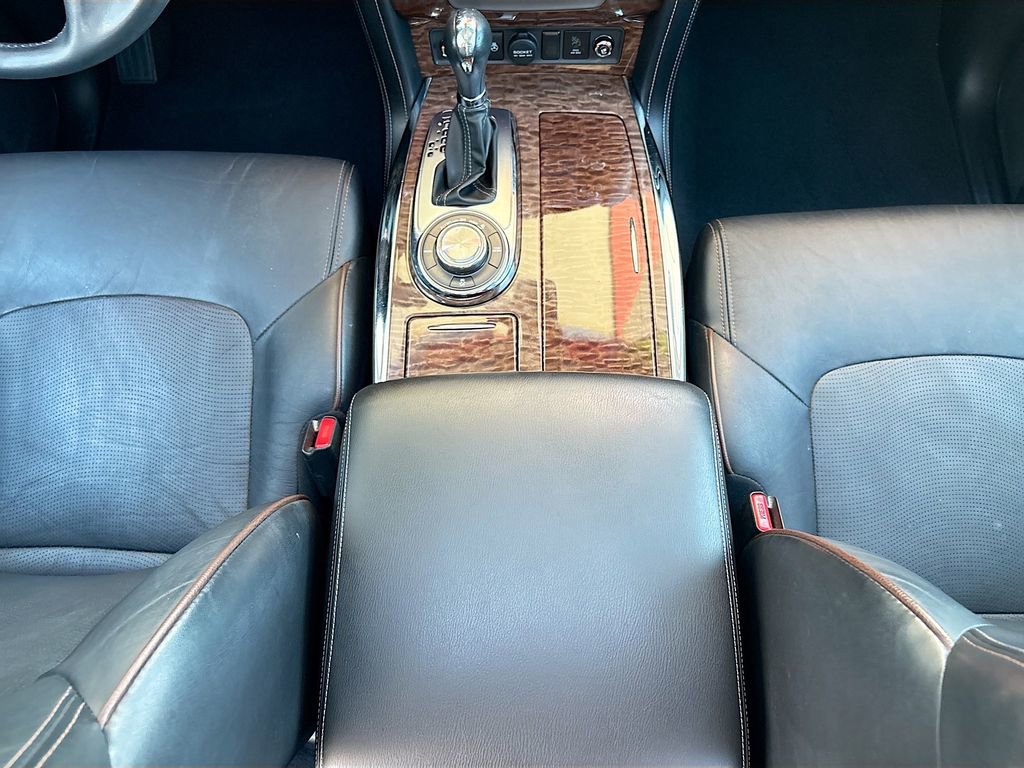 Used 2017 Nissan Armada Platinum image 16
