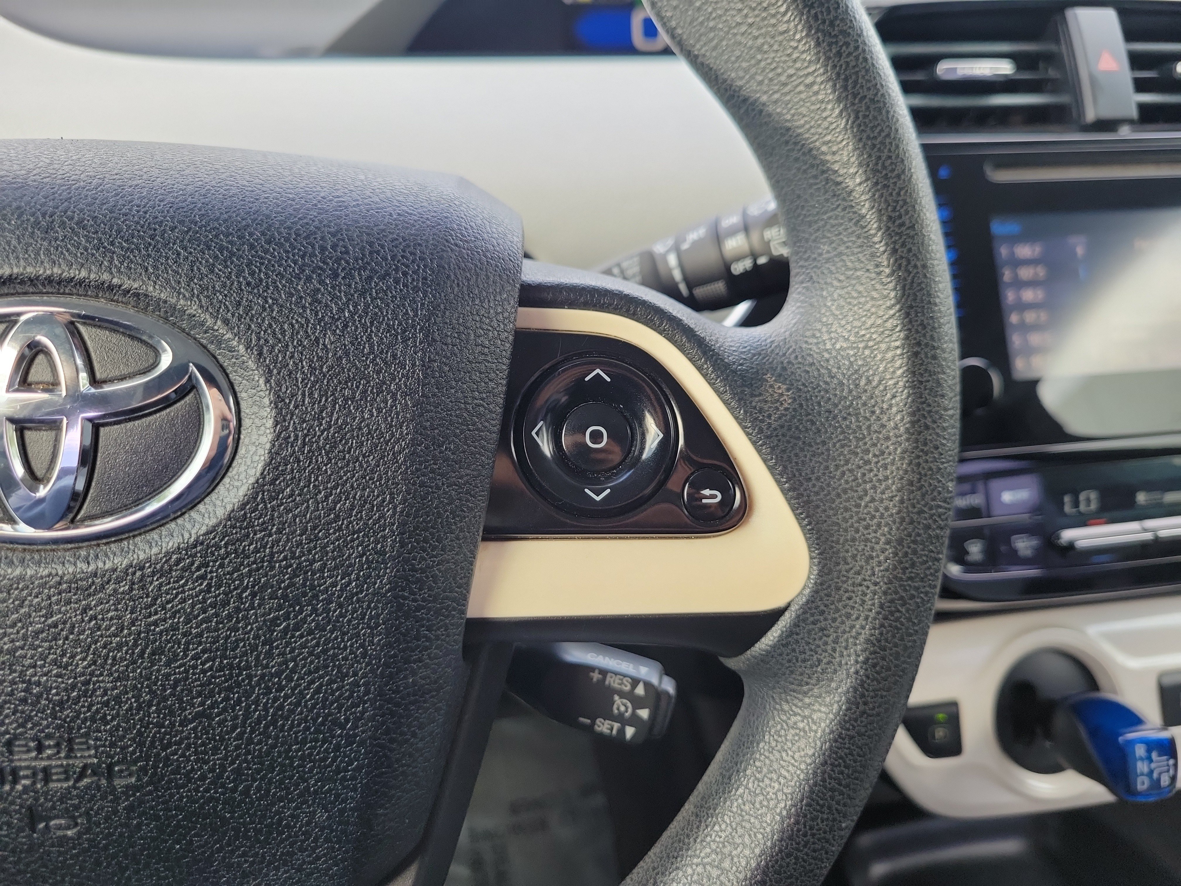 Used 2016 Toyota Prius Two FWD image 19