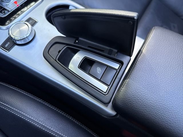 Used 2016 Mercedes-Benz SLK 300 image 25