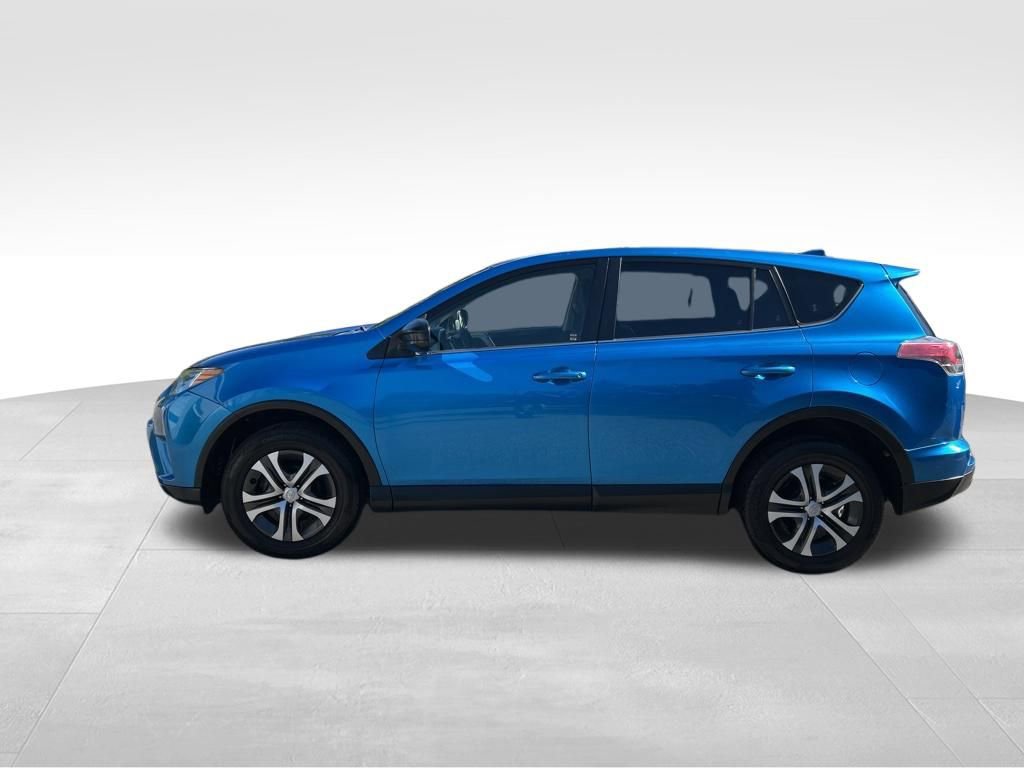 Used 2018 Toyota RAV4 LE w/ All Weather Liner Package image 2
