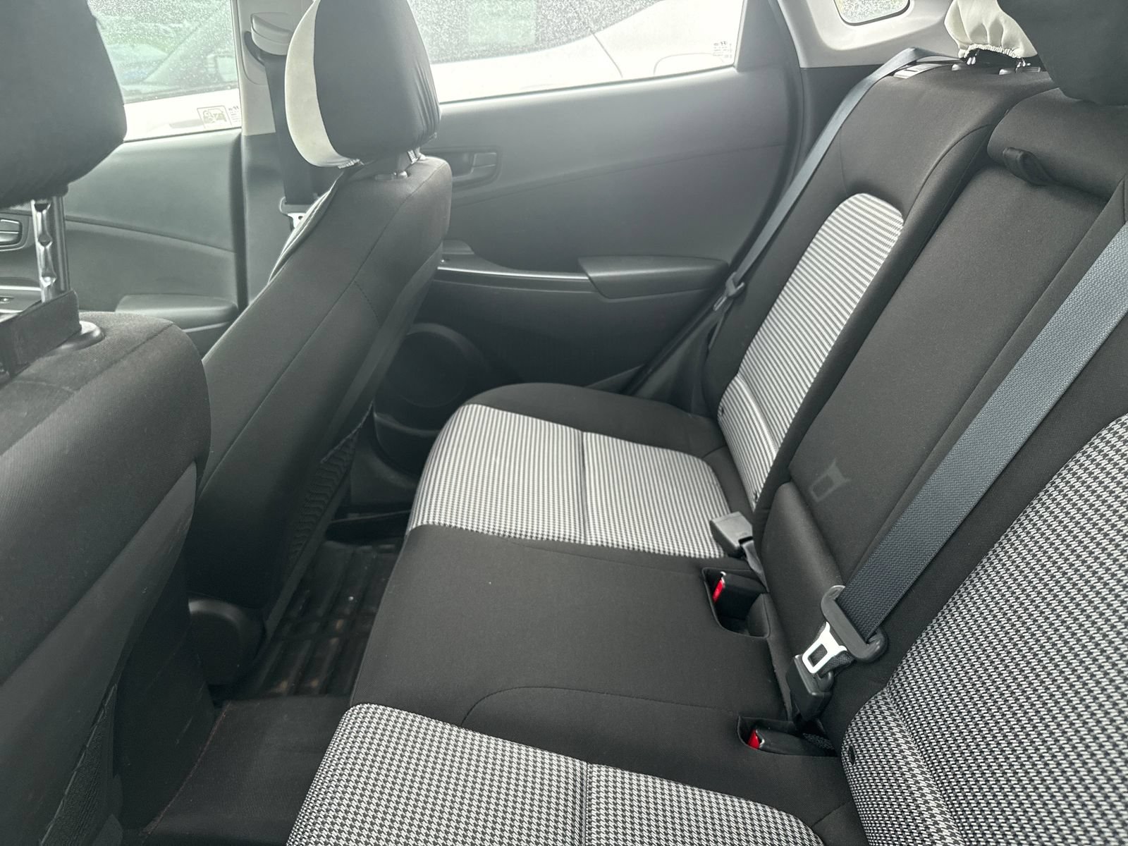 Used 2021 Hyundai Kona SE FWD image 10