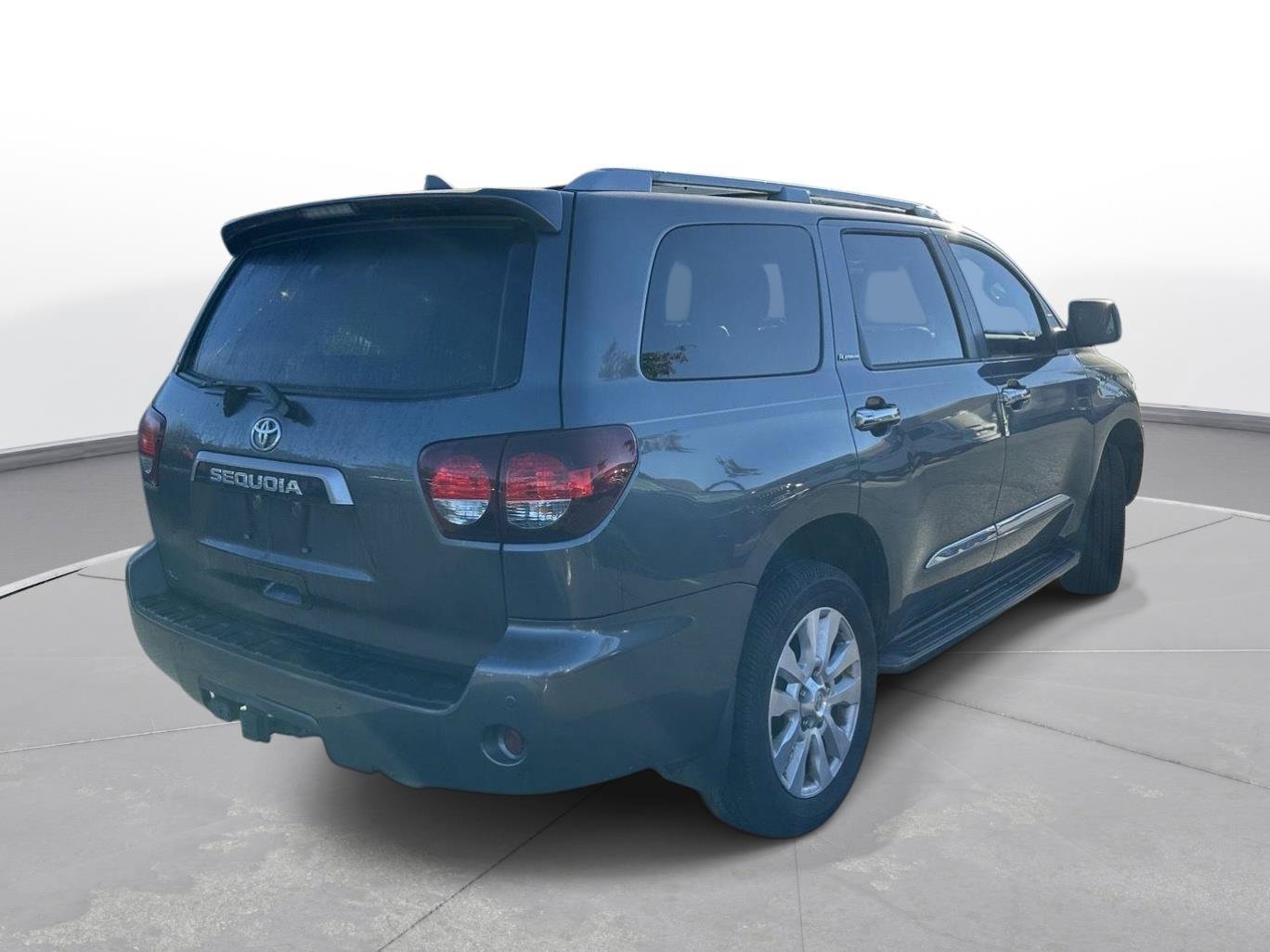 Certified 2020 Toyota Sequoia Platinum AWD/4WD image 6