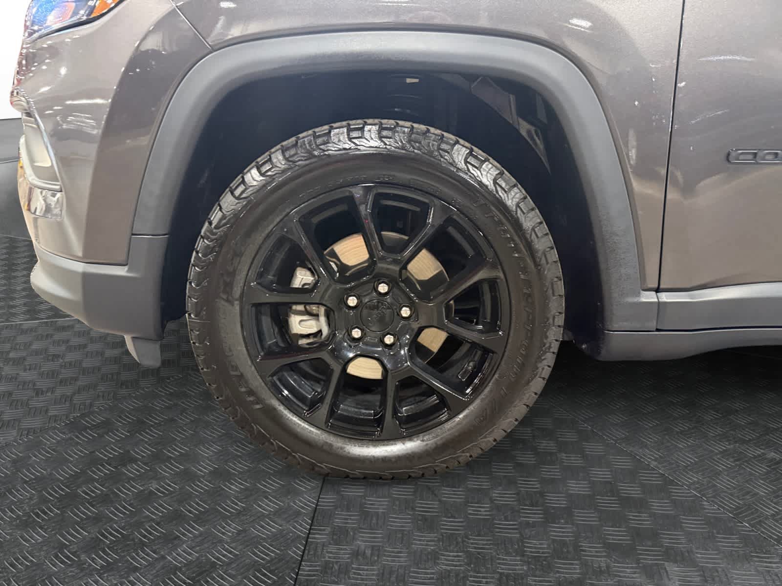 Used 2022 Jeep Compass Latitude FWD image 15