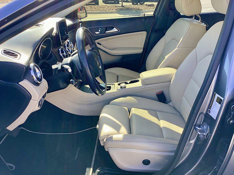 Used 2019 Mercedes-Benz GLA 250 4MATIC image 9