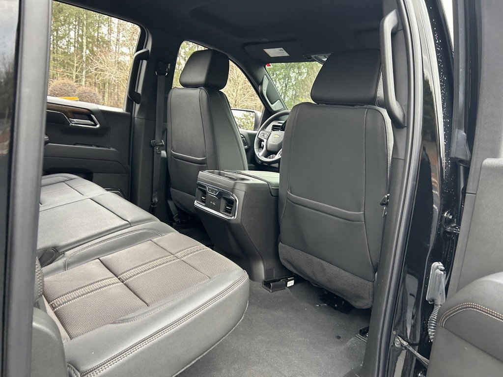 Used 2024 Chevrolet Silverado 1500 High Country image 47
