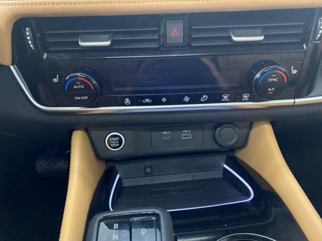 Used 2023 Nissan Rogue Platinum image 18