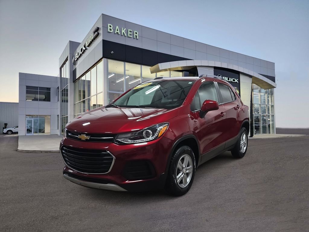 Certified 2022 Chevrolet Trax LT w/ LT Convenience Package image 1