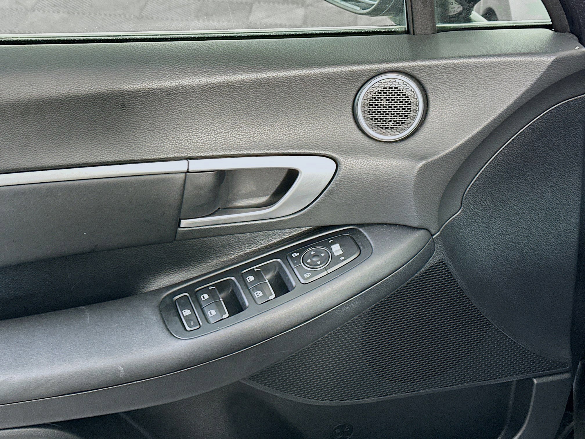 Used 2025 Hyundai Sonata SEL image 15