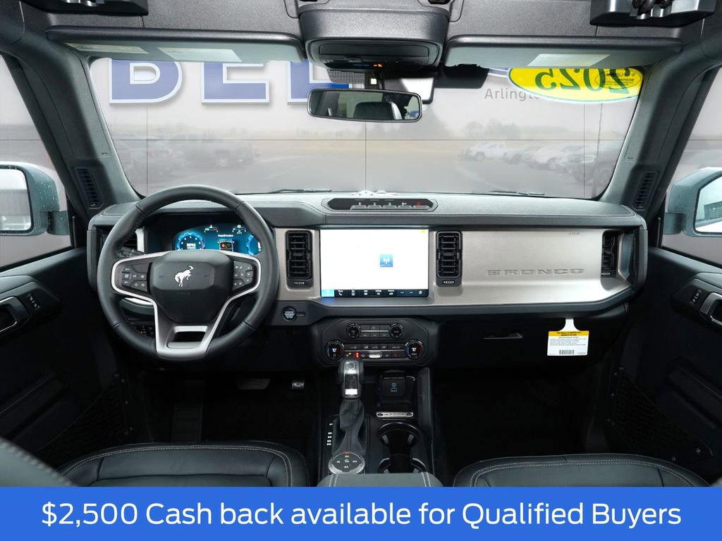 New 2025 Ford Bronco Outer Banks w/ Sasquatch Package image 15