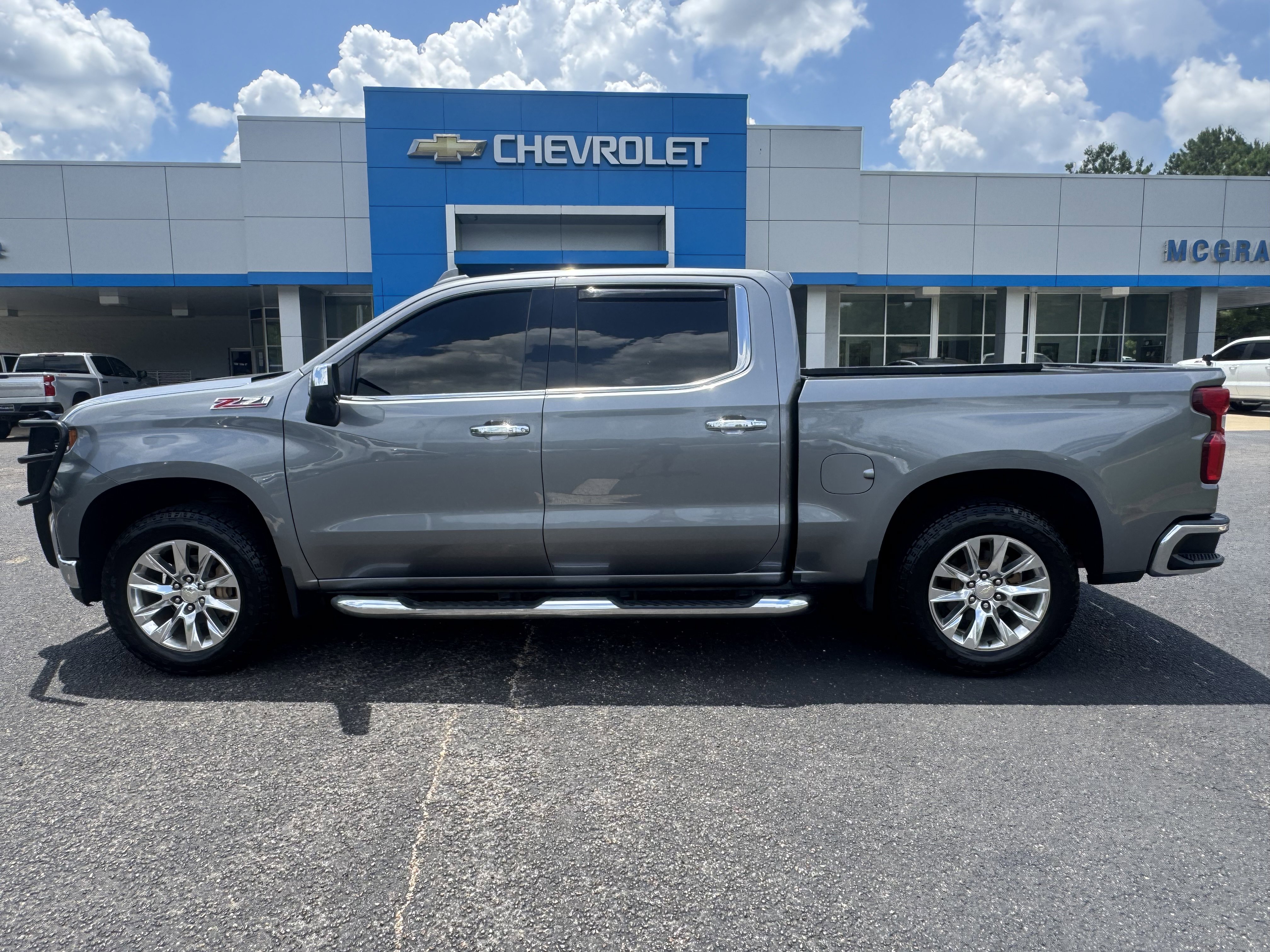 Used 2020 Chevrolet Silverado 1500 LTZ w/ LTZ Premium Package image 1