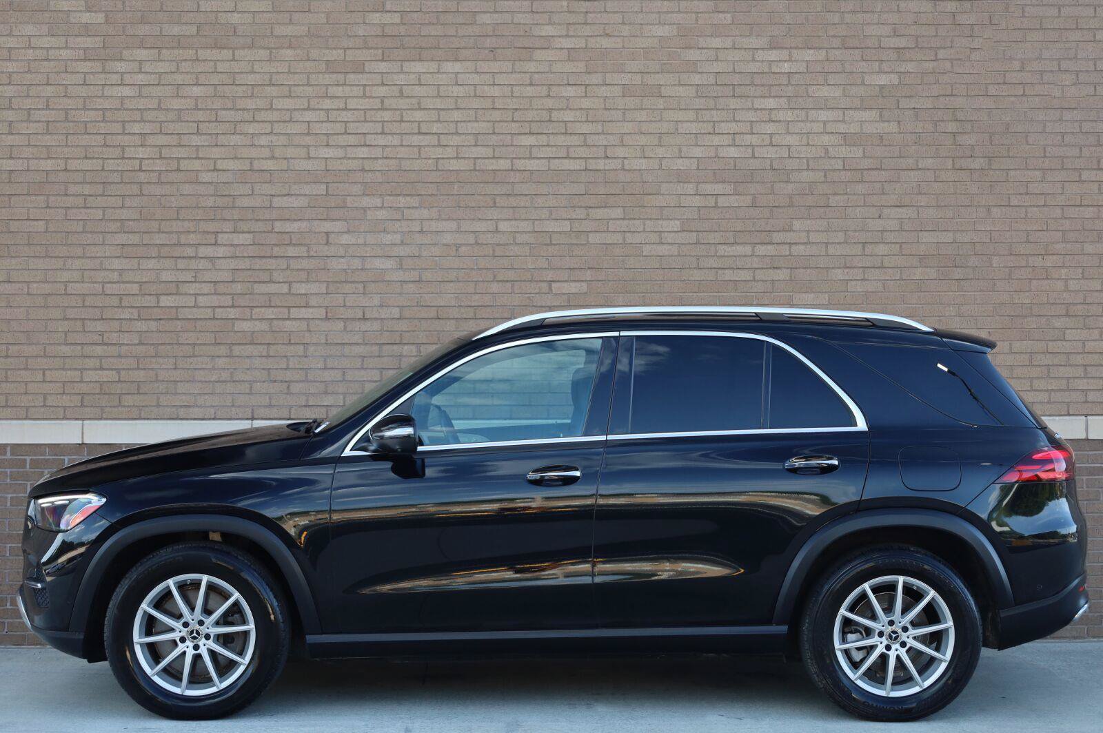 Used 2024 Mercedes-Benz GLE 450e 4MATIC image 2