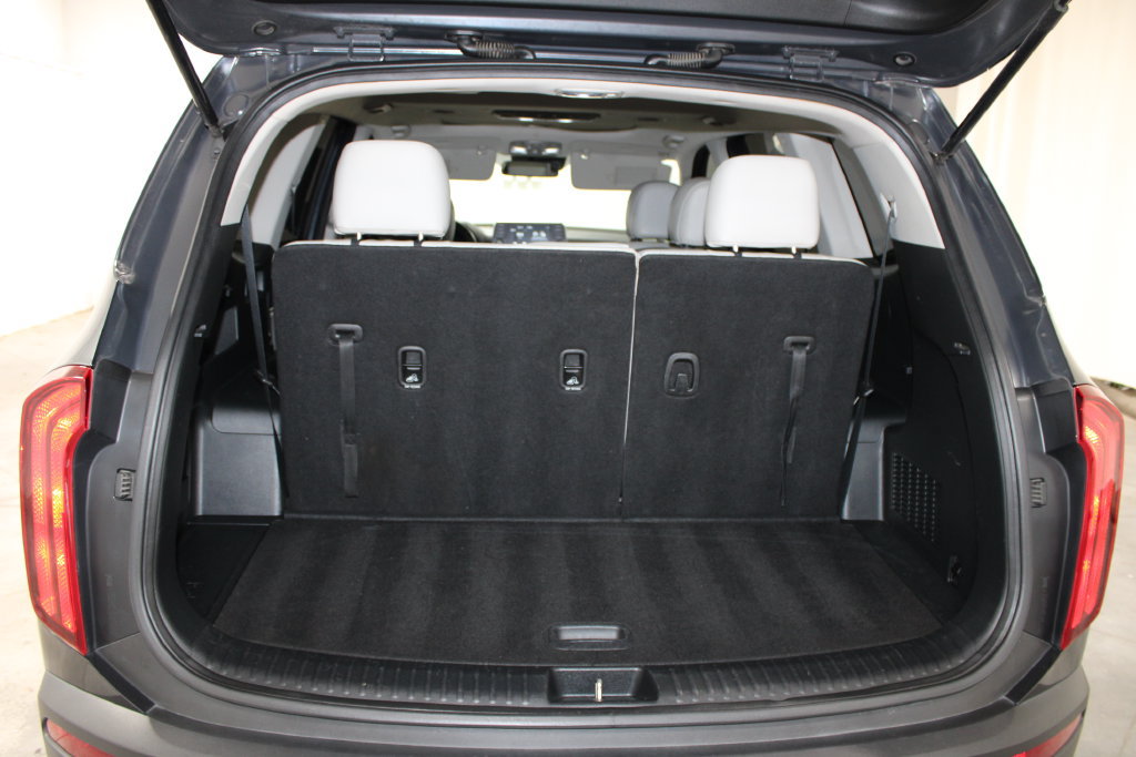 Used 2020 Kia Telluride S FWD image 31