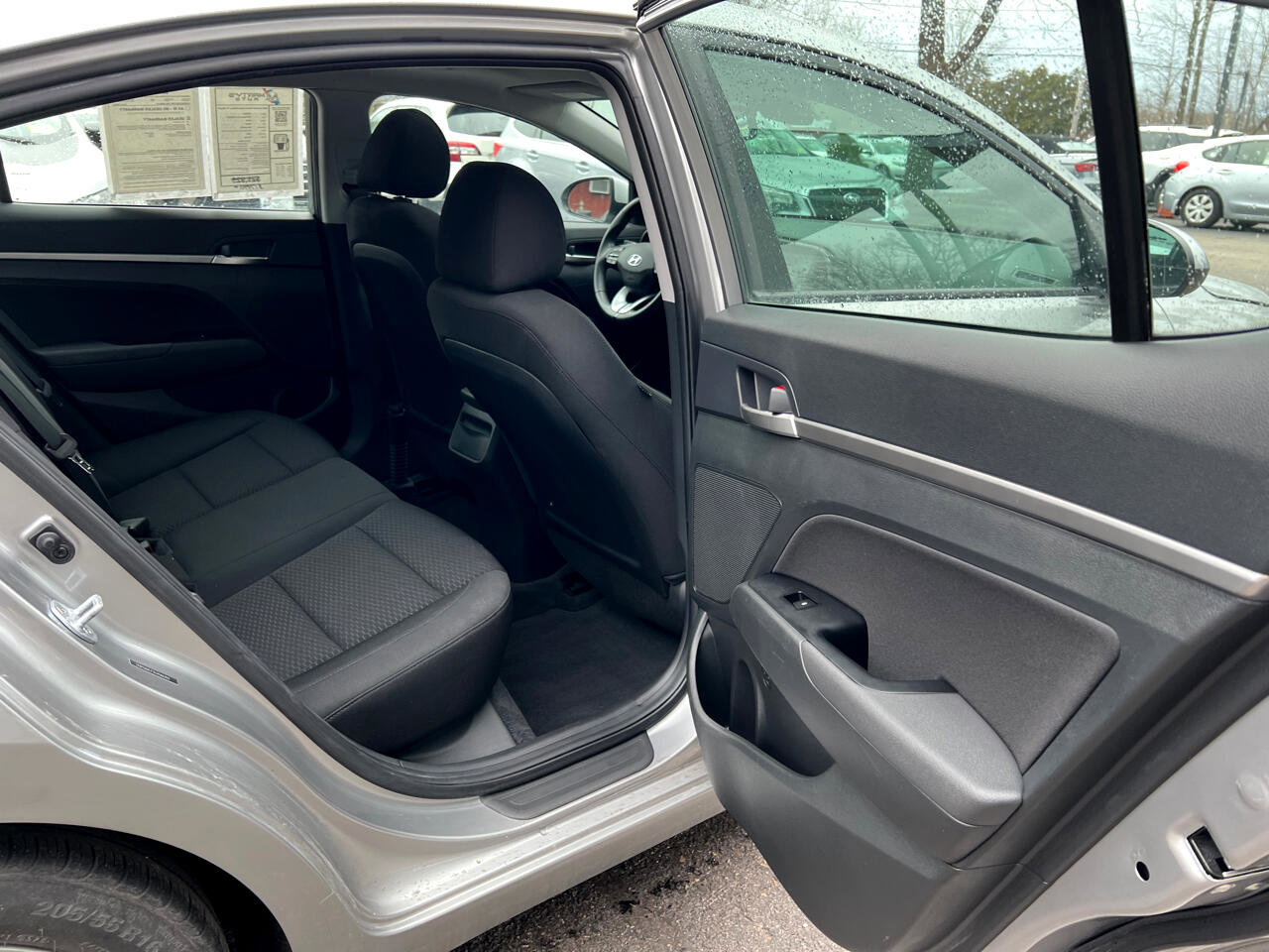 Used 2020 Hyundai Elantra Value Edition w/ Cargo Package (C1) image 12