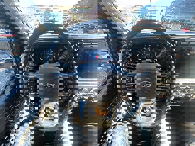 Used 2024 Ford F250 Lariat w/ Chrome Package image 16