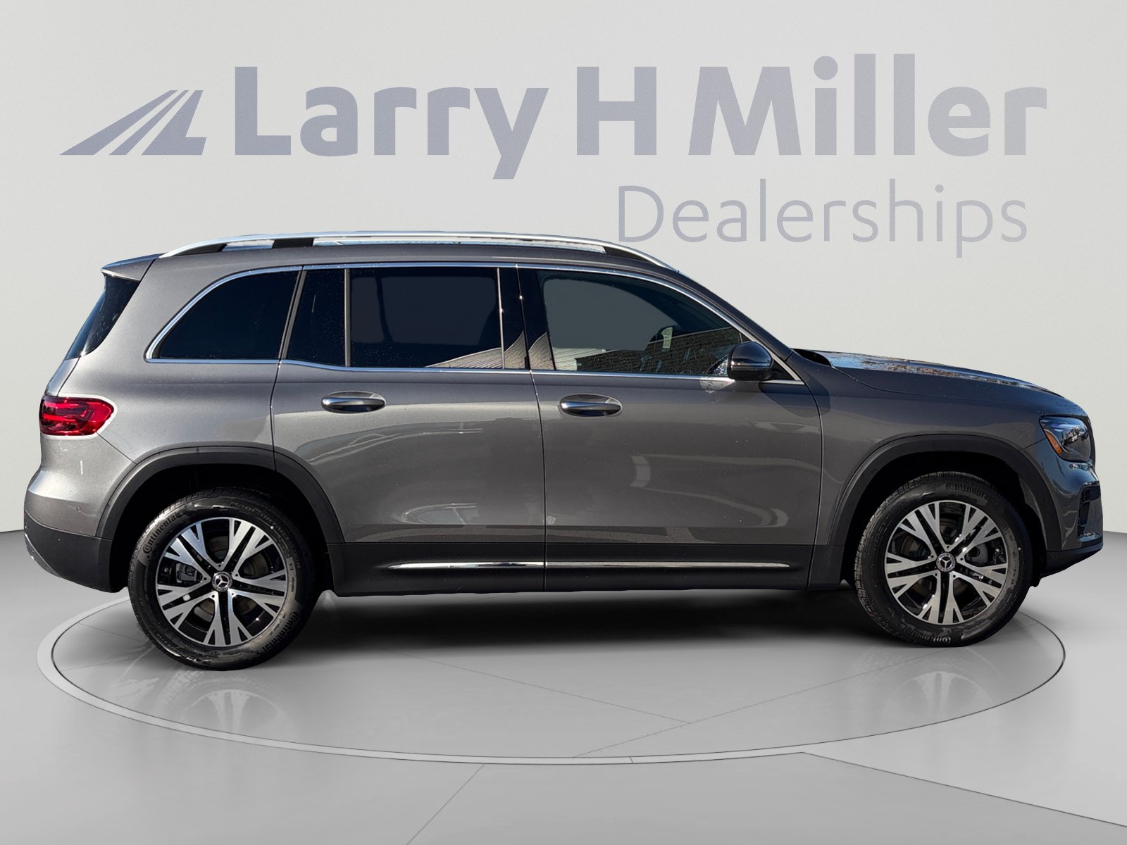 New 2026 Mercedes-Benz GLB 250 4MATIC image 6