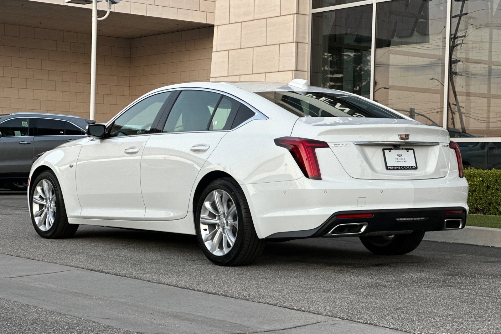 Used 2025 Cadillac CT5 Premium Luxury image 6