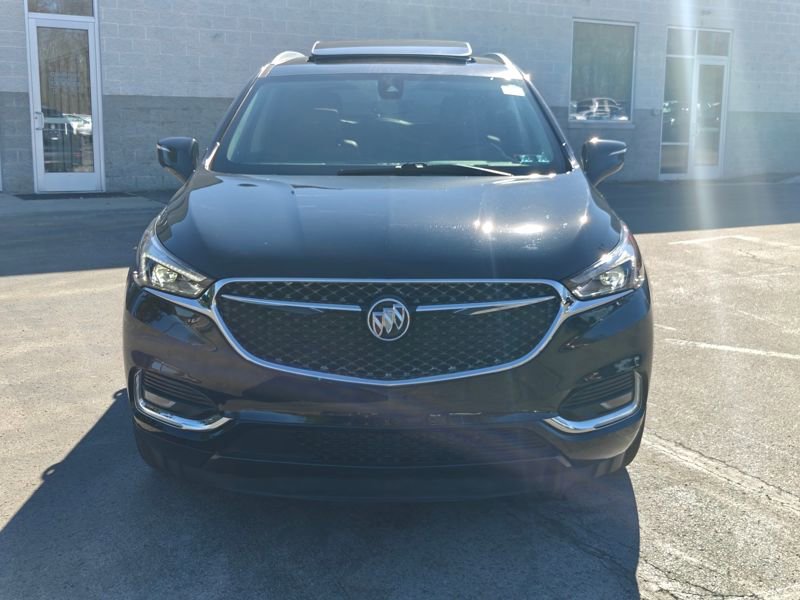 Used 2019 Buick Enclave Avenir w/ Avenir Technology Package AWD/4WD image 2