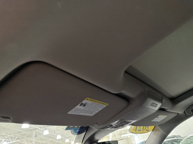 Used 2021 Volkswagen Atlas SEL R-Line image 10