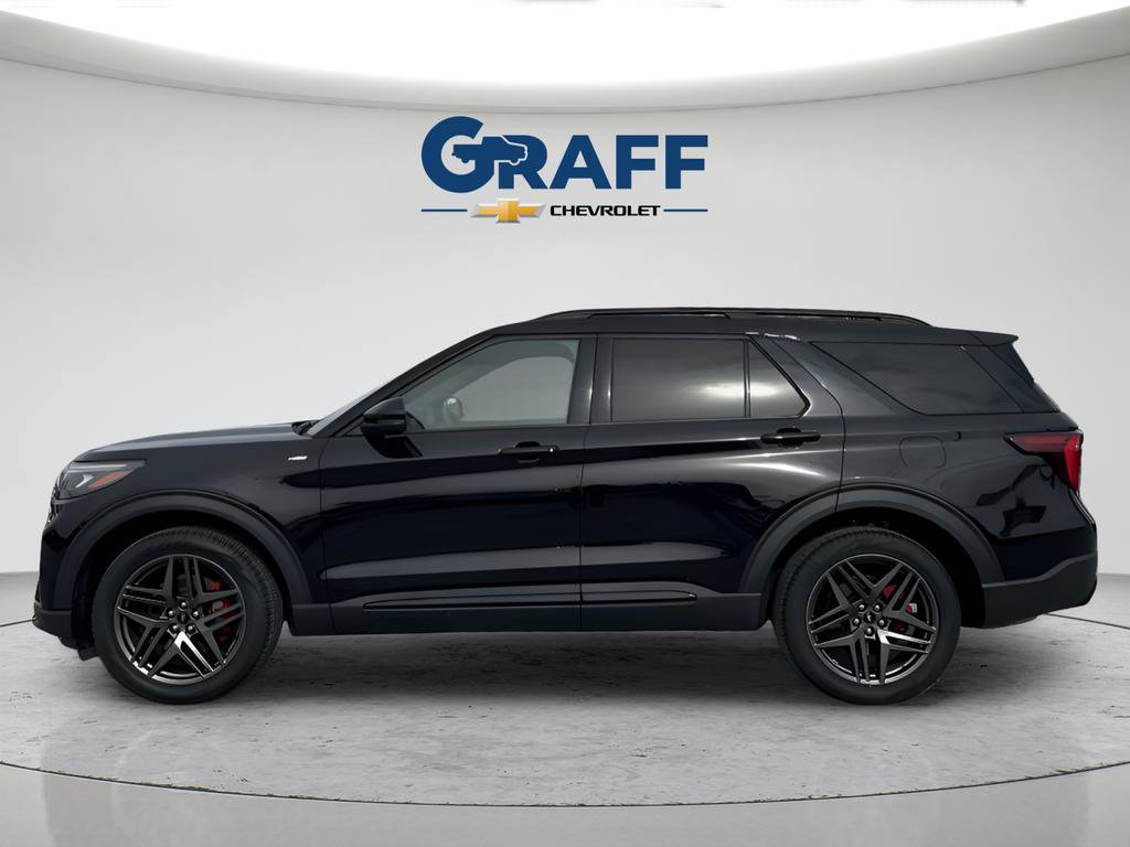 Used 2025 Ford Explorer ST-Line w/ ST-Line Street Pack AWD/4WD image 5