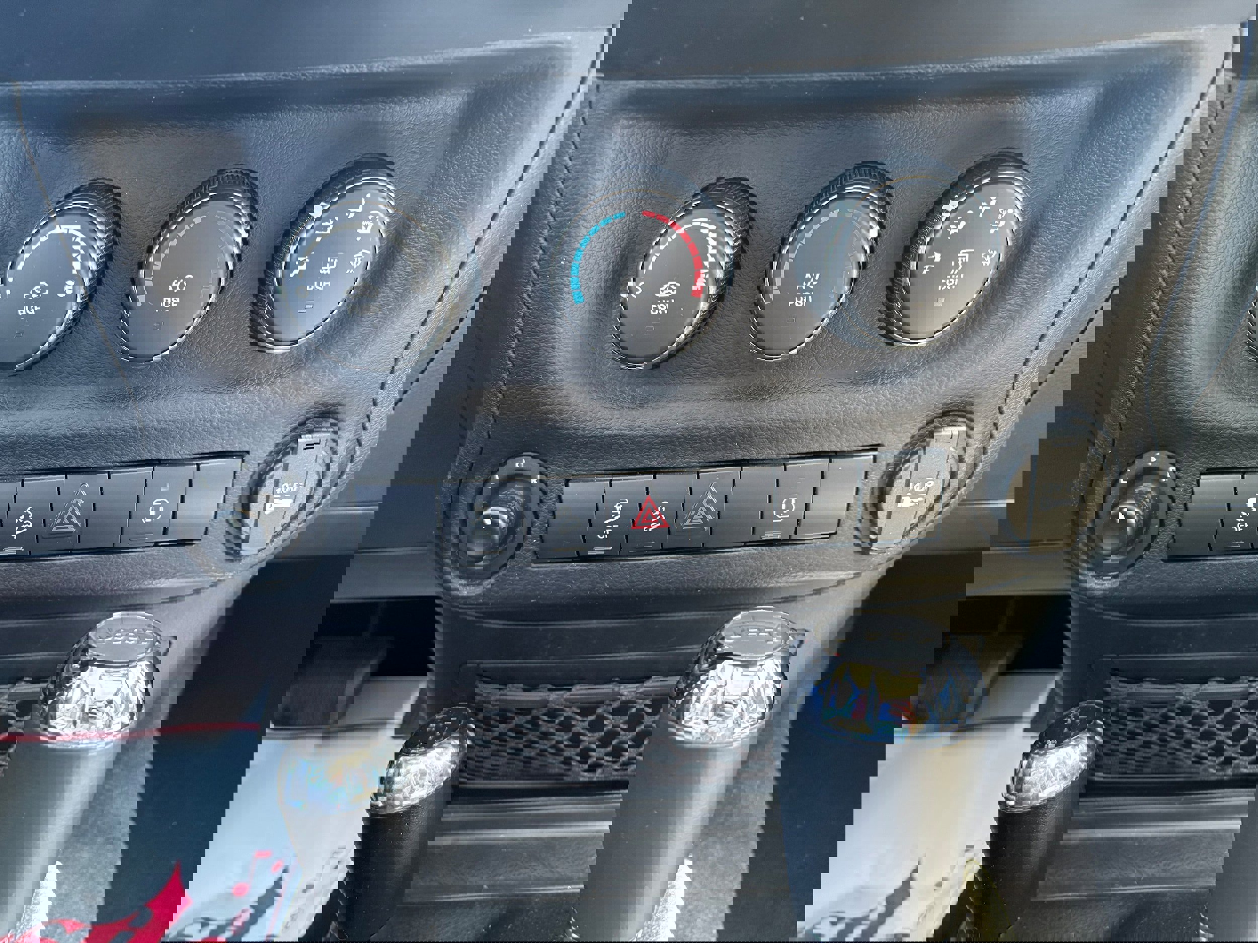 Certified 2017 Jeep Wrangler Unlimited Sahara w/ Connectivity Group image 24