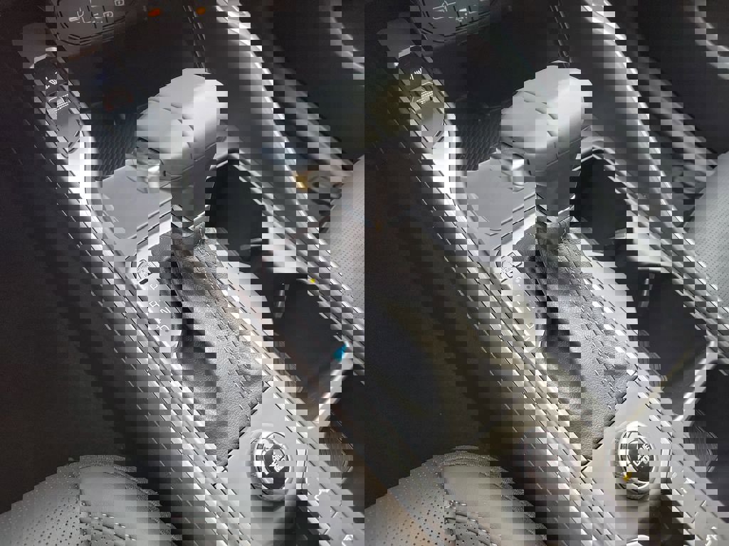 New 2026 Kia Sorento S image 36