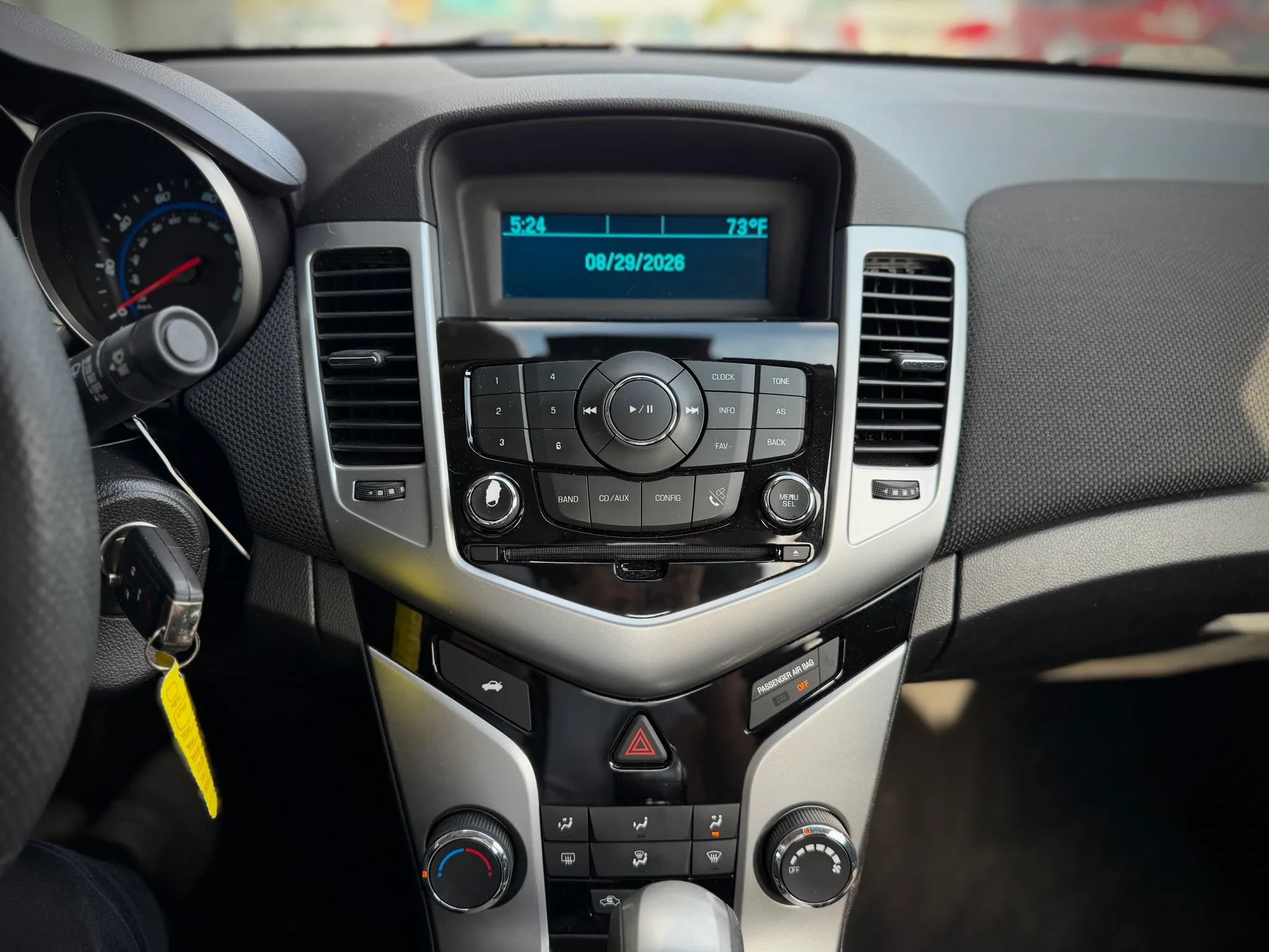 Used 2016 Chevrolet Cruze LT FWD image 10