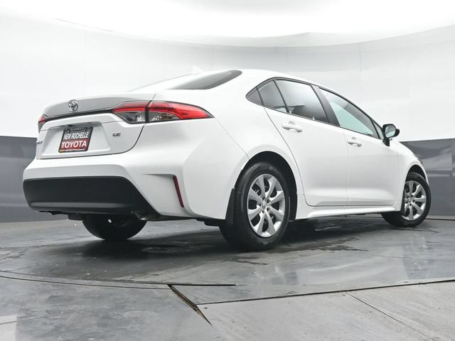 Certified 2026 Toyota Corolla LE FWD image 31