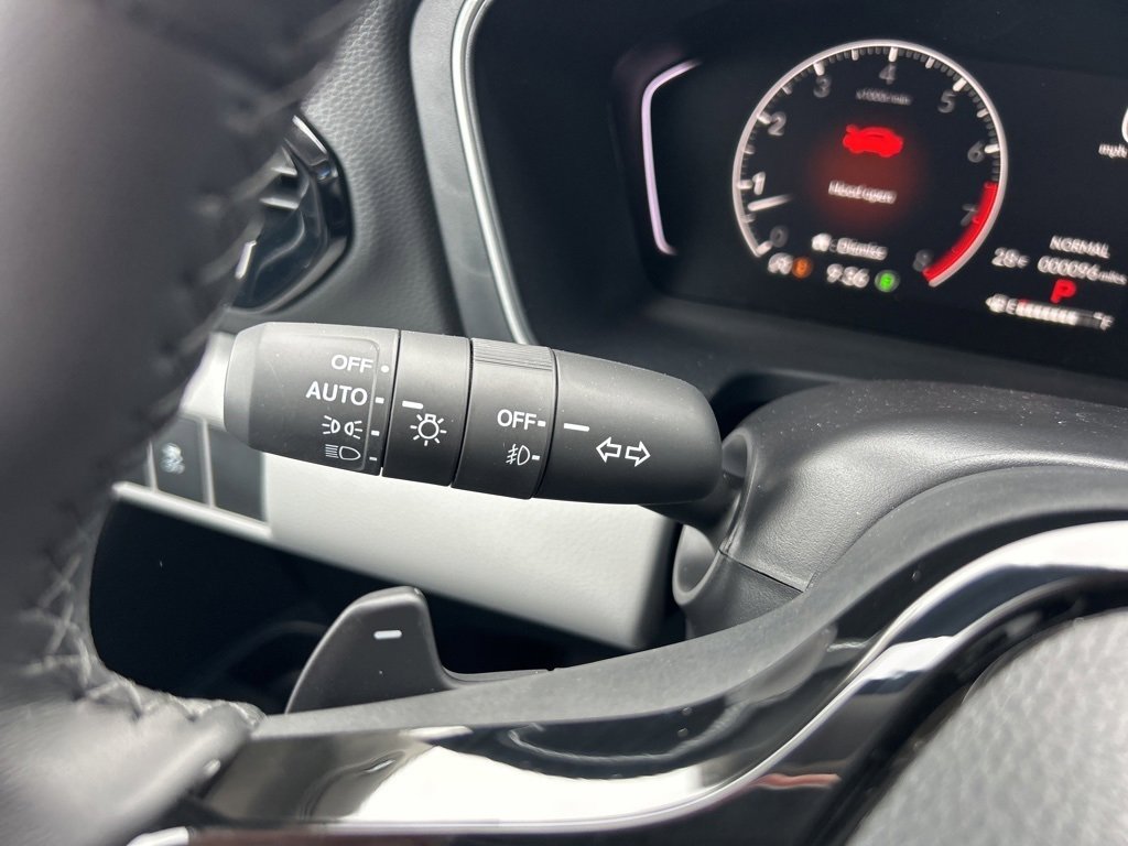 New 2025 Honda Pilot Touring image 32