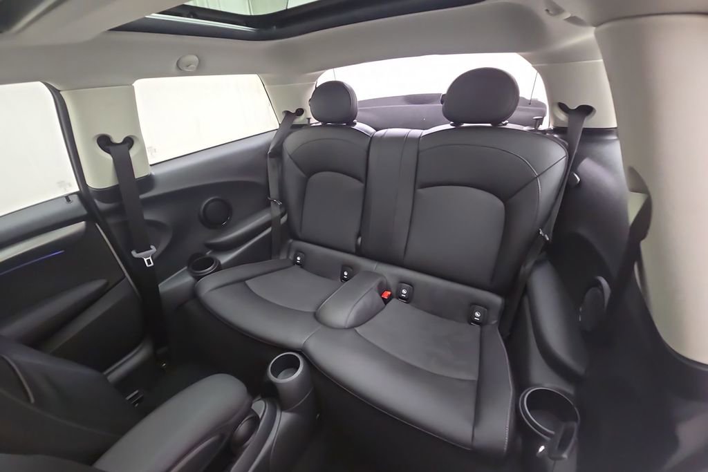 Used 2023 MINI Cooper S image 24